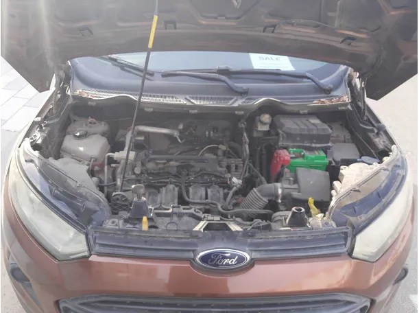 Car image 19