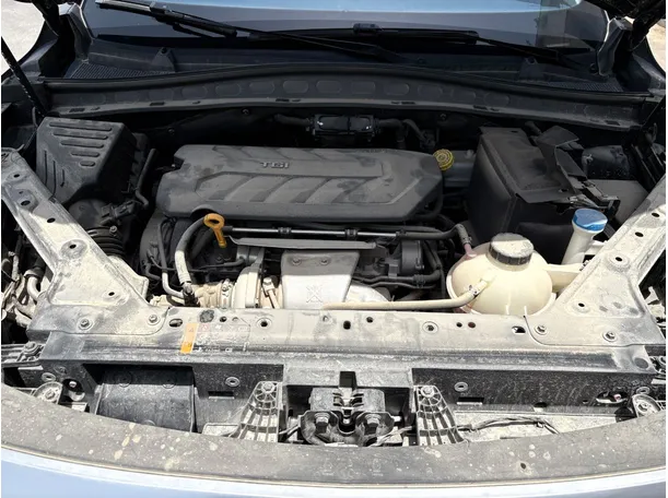 Car image 30