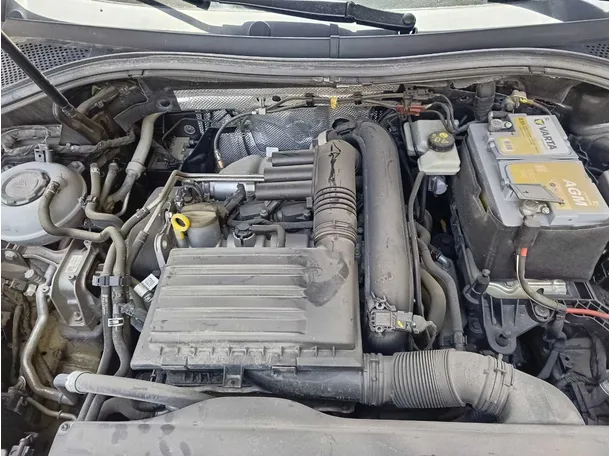Car image 36