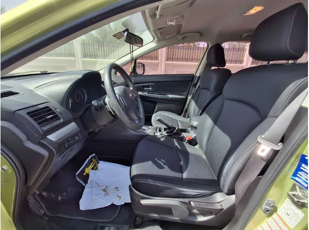 Car image 12