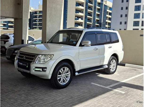 2017 Mitsubishi Pajero in Dubai