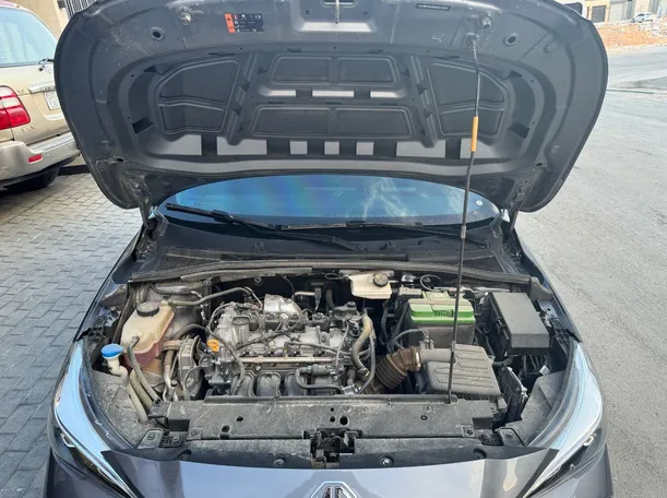 Car image 24