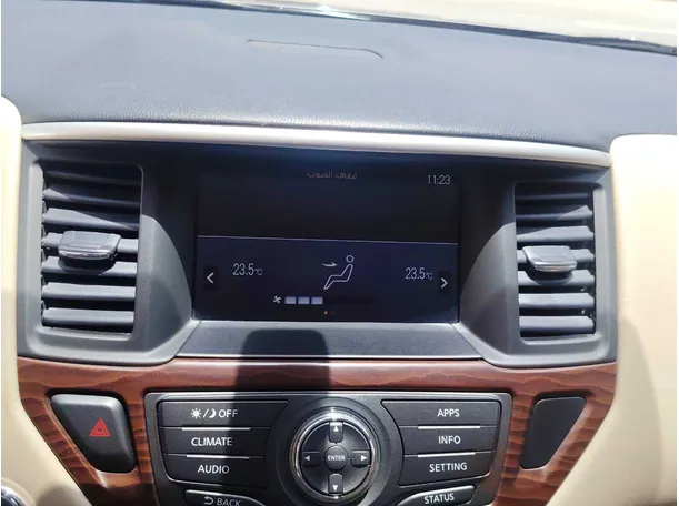 Car image 20
