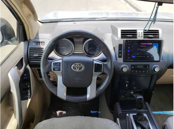 Car image 21