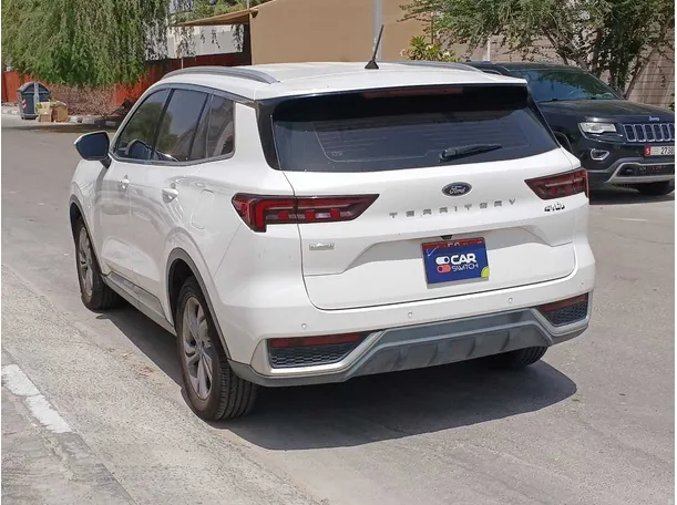 Car image 7