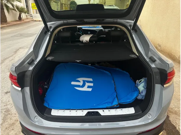 Car image 25
