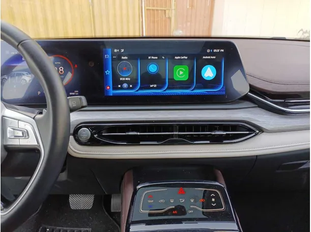 Car image 16