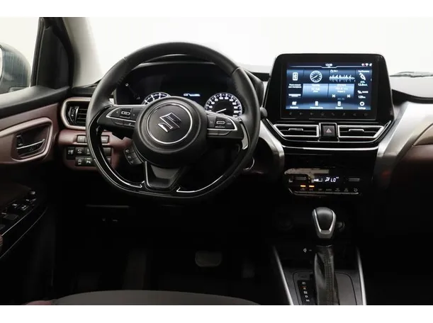 Car image 14