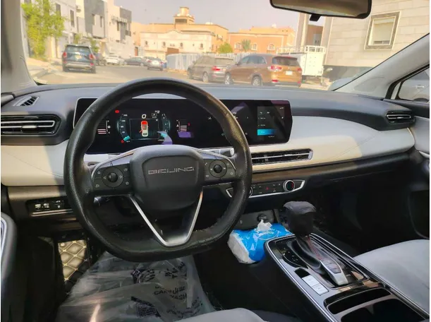 Car image 26