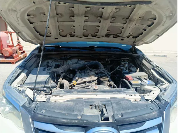 Car image 33