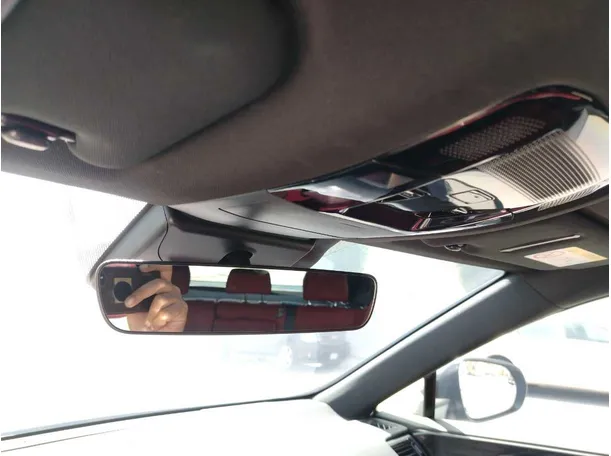 Car image 40