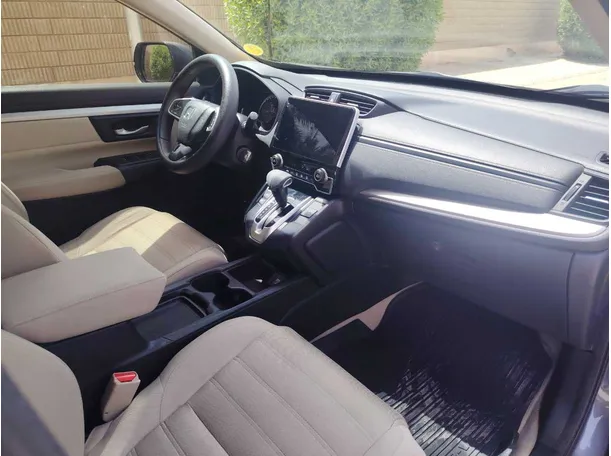 Car image 13