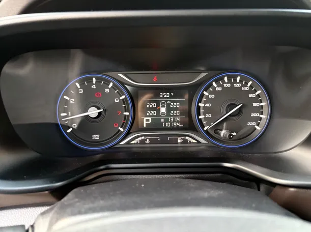 Car image 23