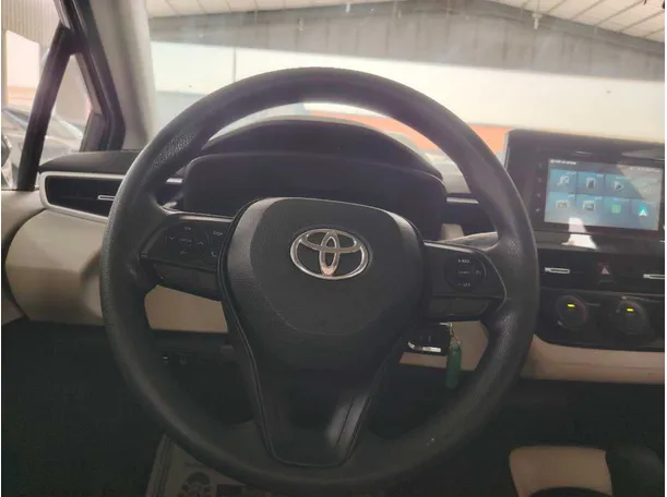 Car image 23
