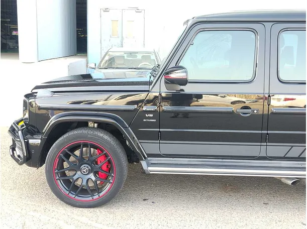 Car image 10