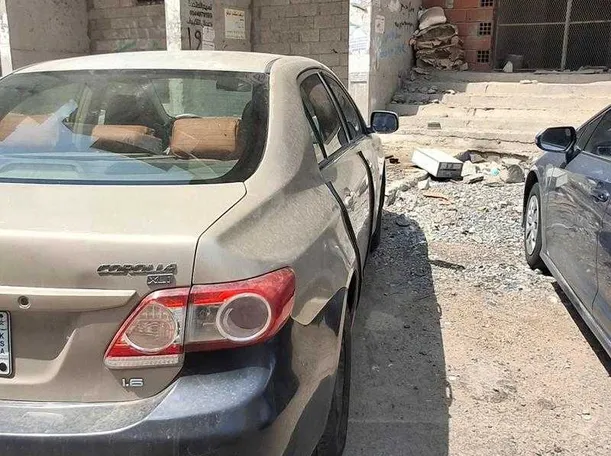 Car image 6