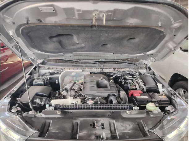 Car image 31