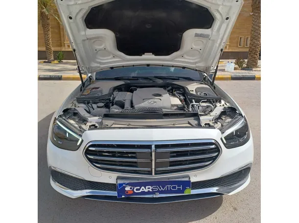 Car image 35