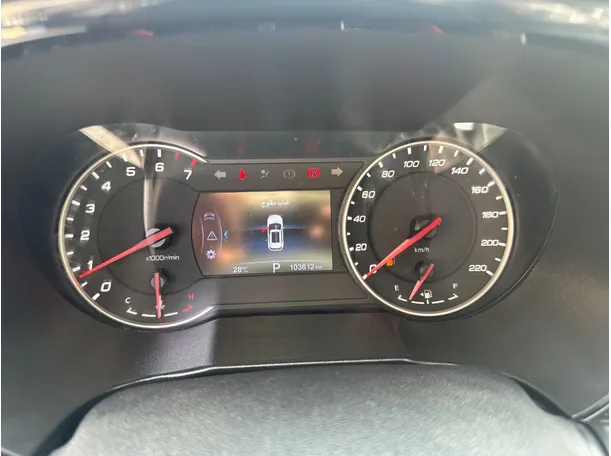 Car image 18