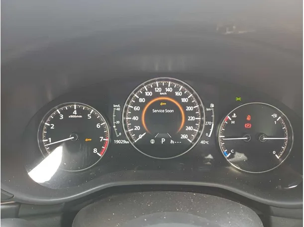 Car image 20