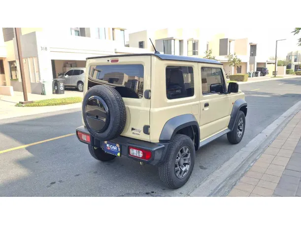 Car image 5
