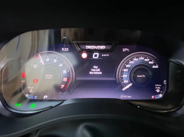 Car image 19