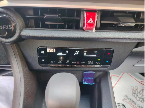 Car image 24