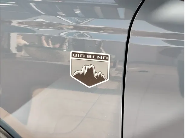 Car image 37