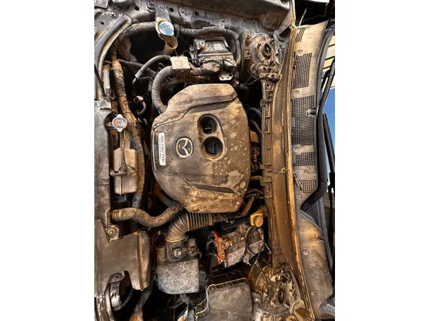 Car image 27