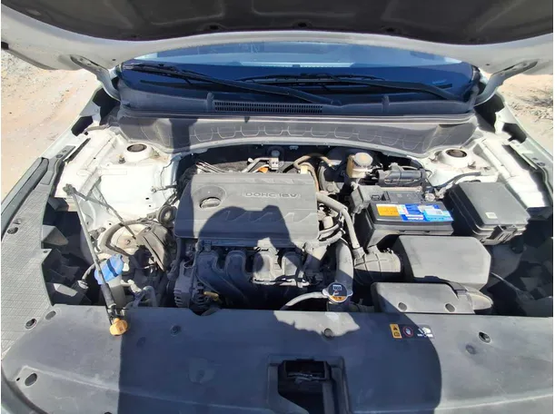 Car image 20