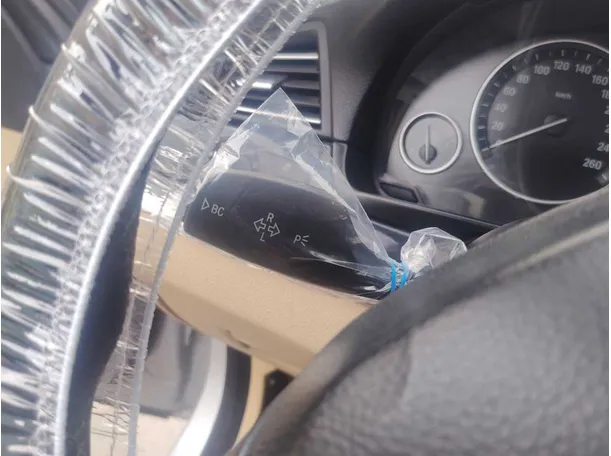 Car image 38