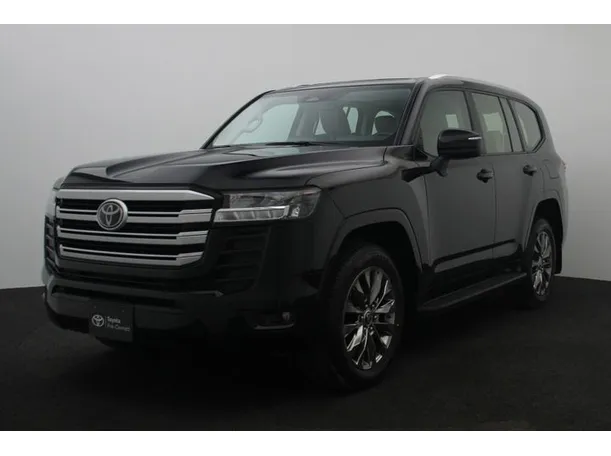 2025 تويوتا لاندكروزر في دبي