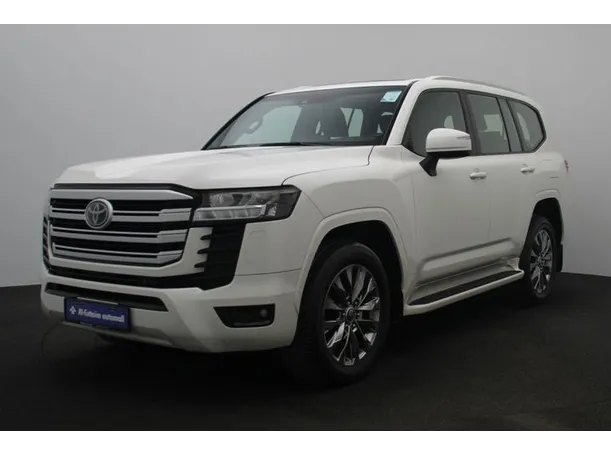 2022 Toyota Land Cruiser in Abu Dhabi