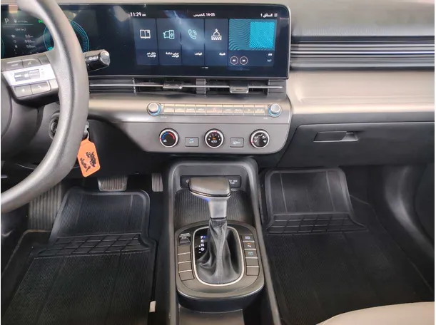 Car image 21