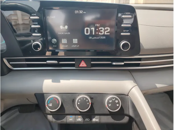 Car image 20