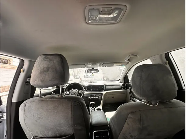Car image 16