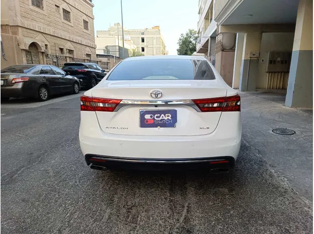 Car image 6