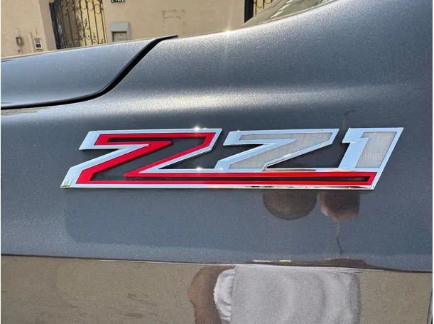 Car image 22