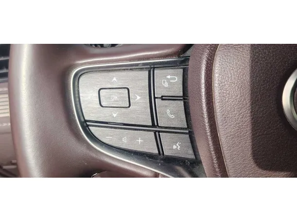 Car image 42