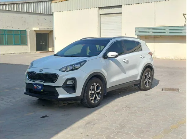 2021 Kia Sportage in UAE