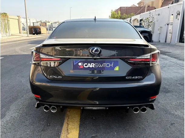 Car image 6