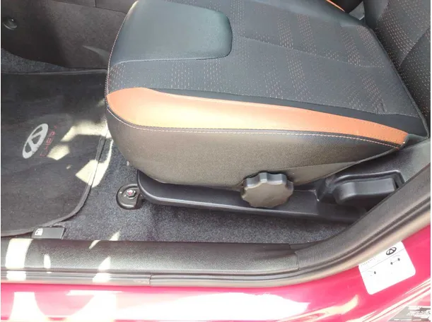 Car image 31