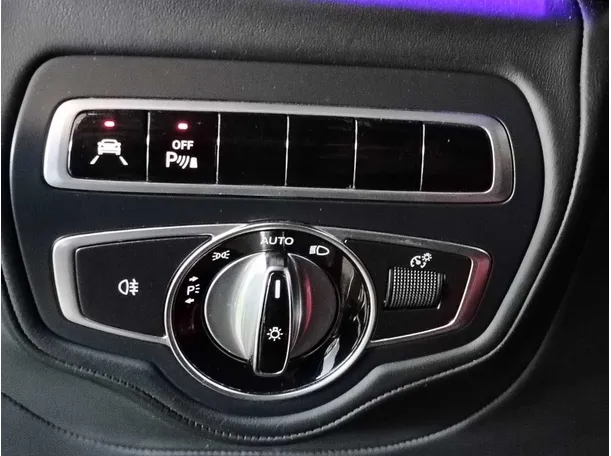 Car image 33