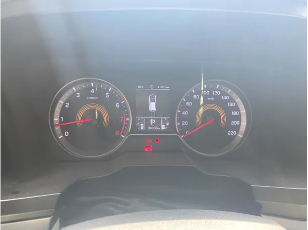 Car image 19