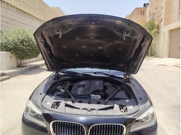Car image 37