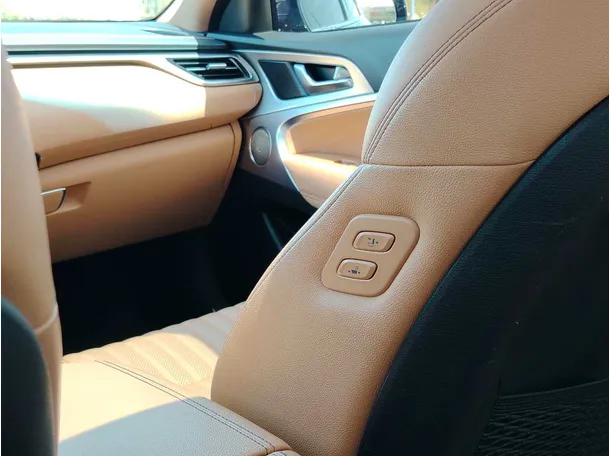 Car image 31