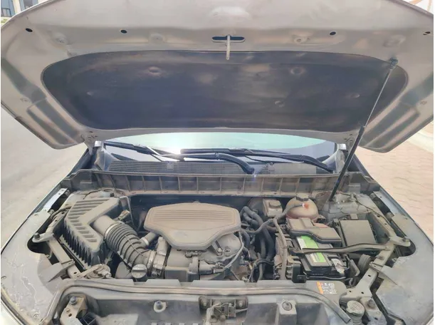 Car image 35