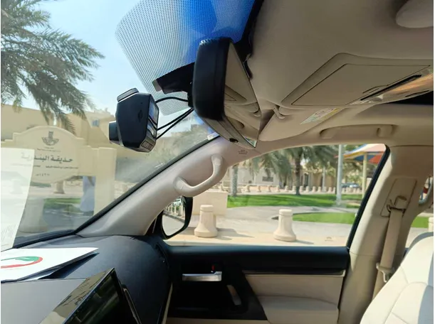 Car image 36