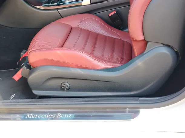 Car image 34