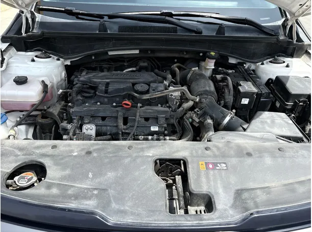 Car image 30